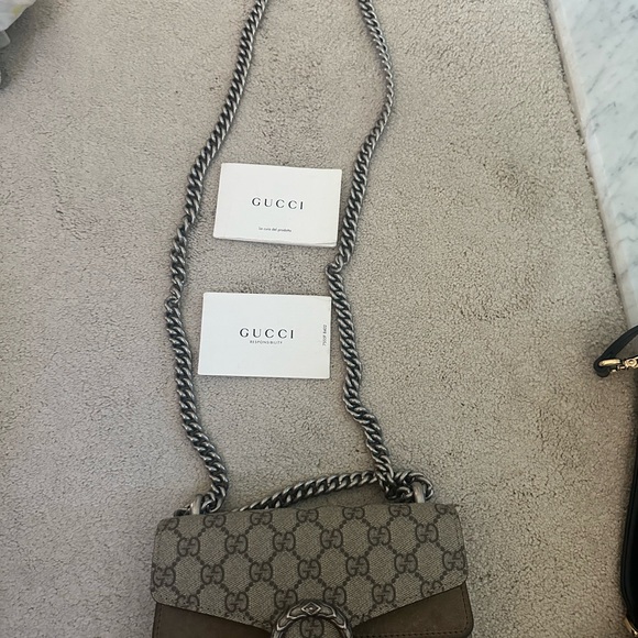 100% authentic like new Gucci Dionysus Medium GG Supreme Monogram Shoulder Bag - Picture 5 of 9
